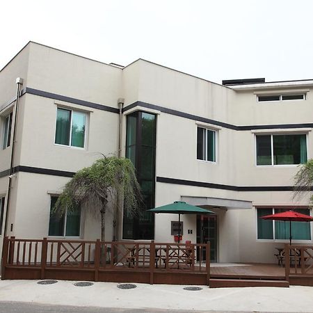 Hwangto Green Village Pension Yongin Eksteriør billede