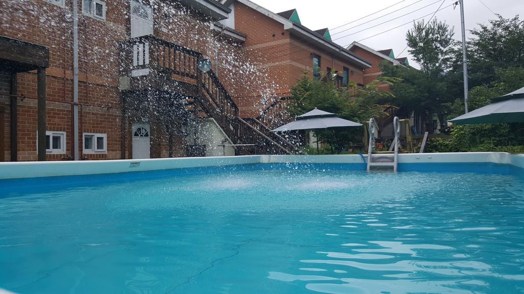 Hwangto Green Village Pension Yongin Eksteriør billede
